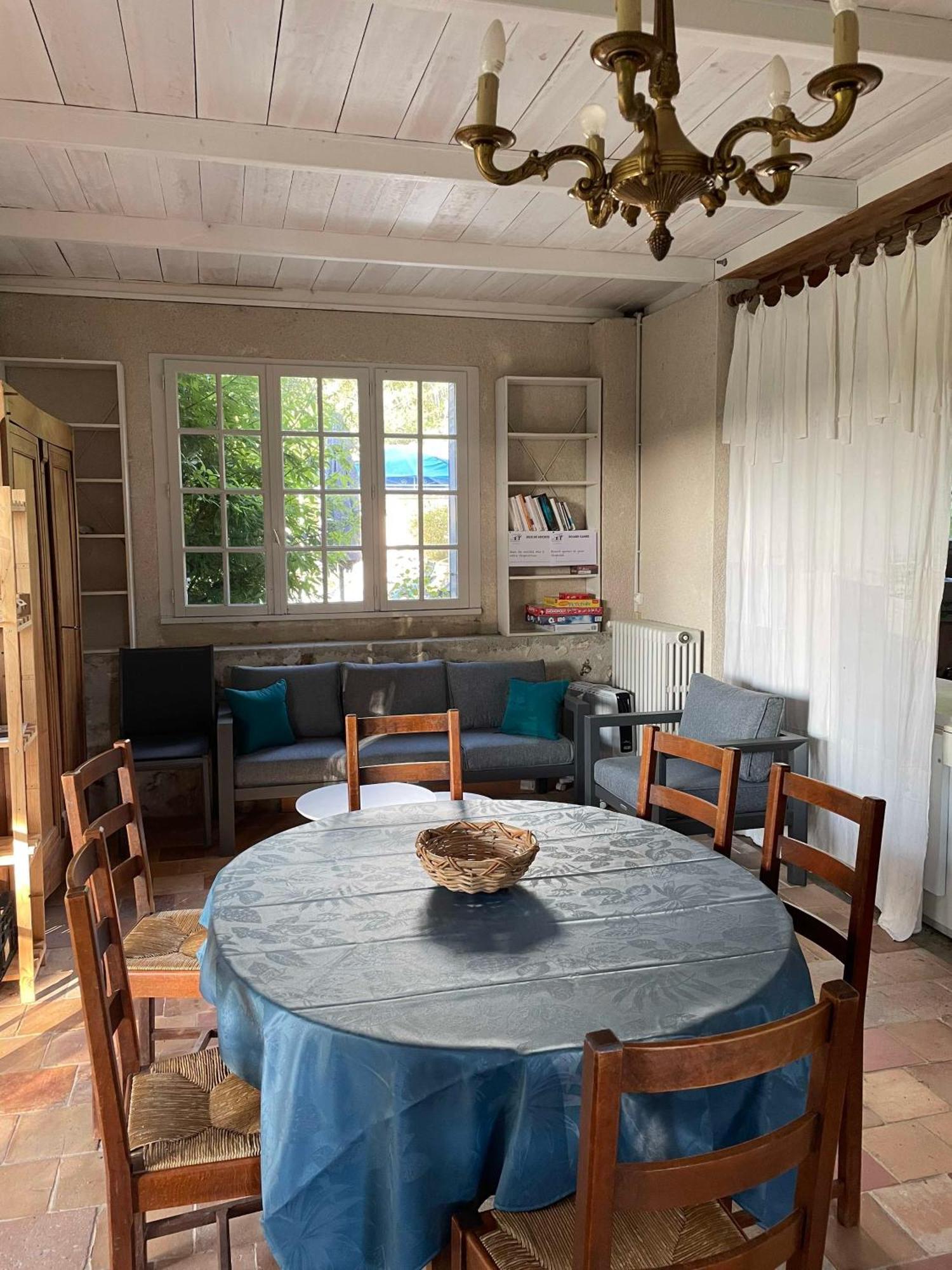 Les Bertaulieres Bed & Breakfast Bossay-sur-Claise Bagian luar foto